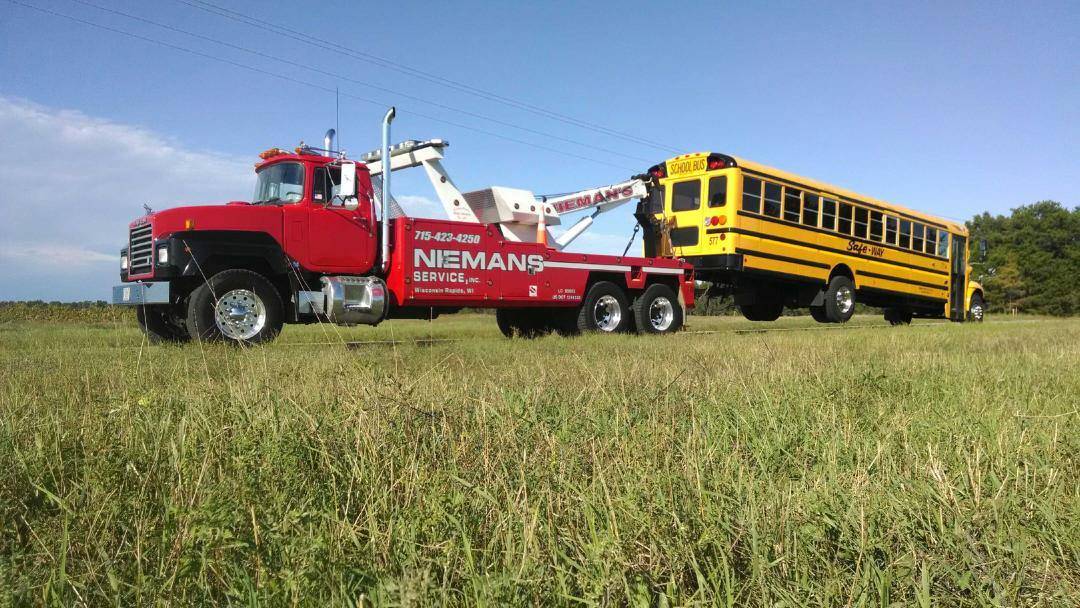 Nieman's Towing & Recovery Inc (23)