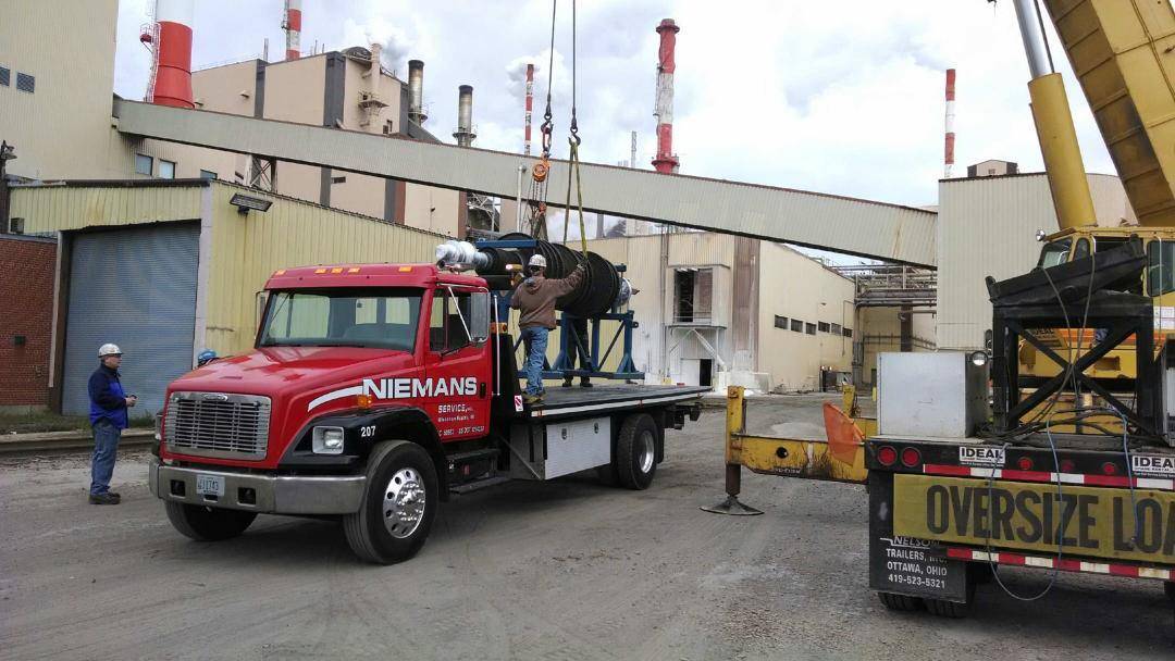 Nieman's Towing & Recovery Inc (25)